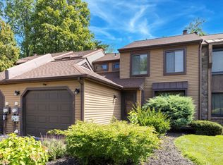 128 Granite Hill Ct, Langhorne, PA 19047
