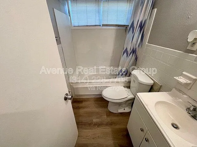 8330 Woodhurst Dr — Photo 7