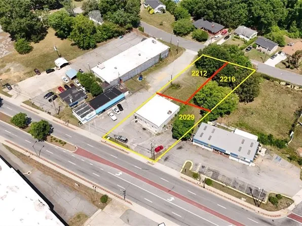 2212 Stamey St, Greensboro, NC 27401