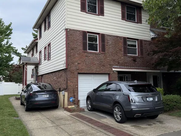 221-51 59th Avenue, Bayside, NY 11364