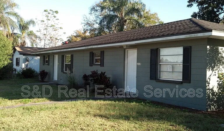 2415 S Crystal Lake Dr — Photo 1