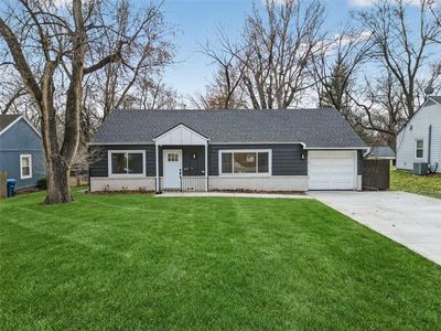 2517 W 76th St, Prairie Village, KS, 66208