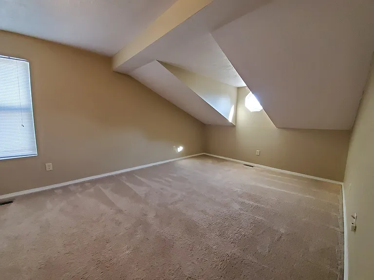 149 E Willow Ct — Photo 20