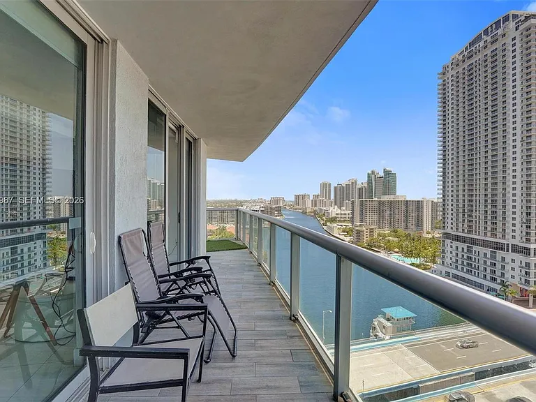 2600 E Hallandale Beach Blvd #T1902 — Photo 74