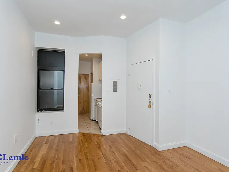 216 E 83rd St #2FW — Photo 6