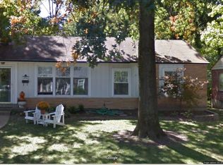 464 Woodlawn Estates Dr, Saint Louis, MO