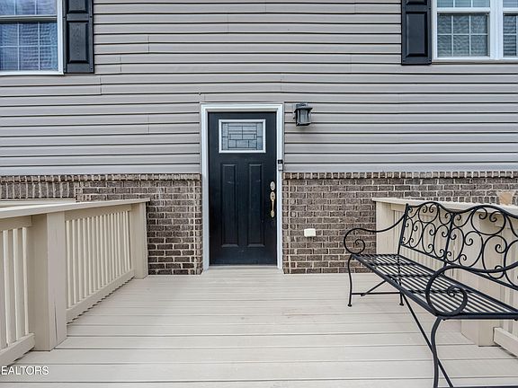 3rd image of 226 Ebenezer Rd