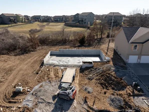 8501 NE 104th Ter, Kansas City, MO 64157