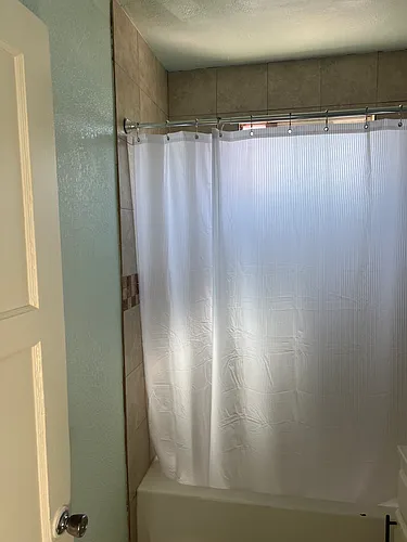 1731 1/2 W Florence Ave #1/2 Photo 1