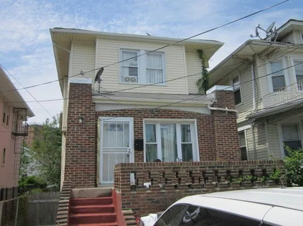 313 Beach 69th St, Far Rockaway, NY 11692