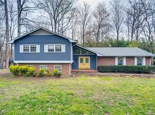 1010 Pierce Ave, Mount Holly, NC 28120