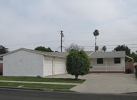 1st image of 12672 Sweetbriar Dr