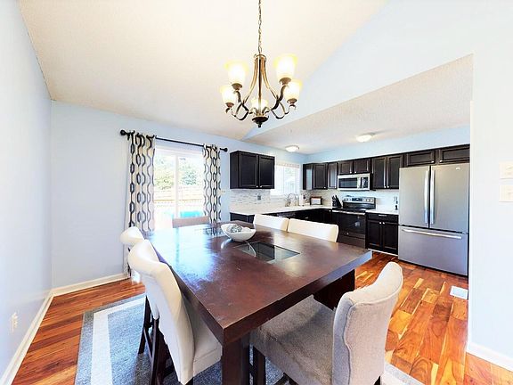 5th image of 8636 Tervada Dr