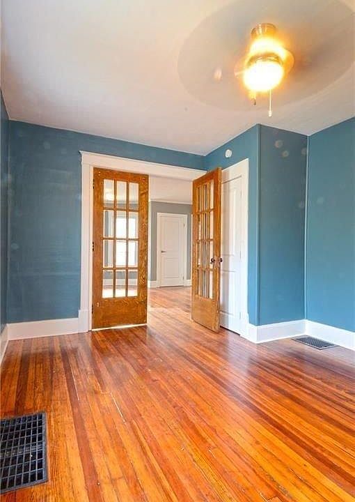 Bedroom with view to livingroom