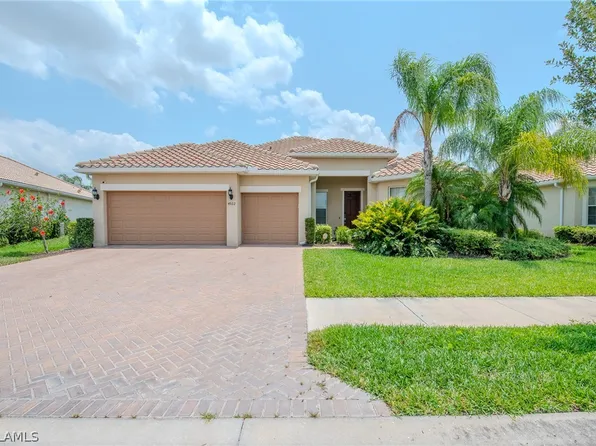 4922 Lowell Dr, Immokalee, FL 34142