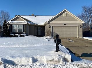 806 E Larmon St, Tolono, IL