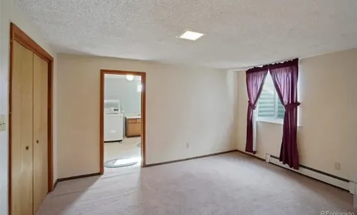 2618 Lightning Way — Photo 2