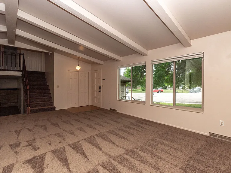 6674 Braun Ct — Photo 12