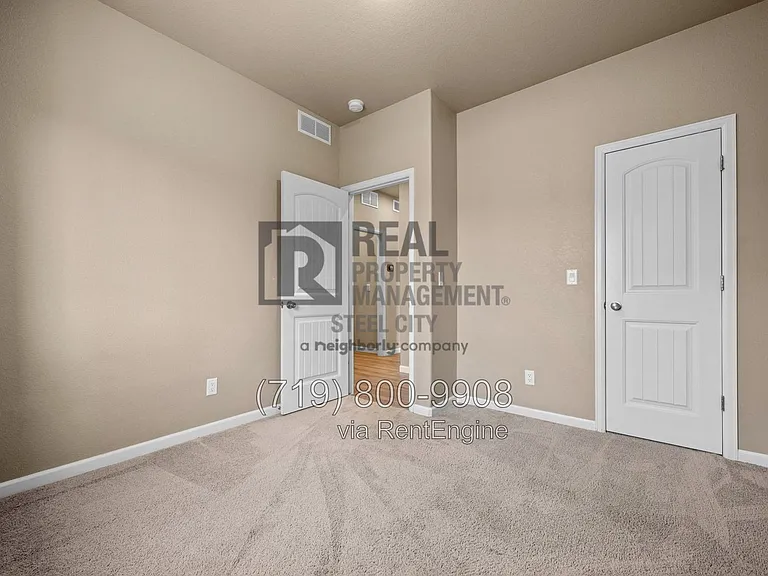 3002 W 22nd St — Photo 19