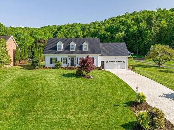 180 Fairway Dr, Abingdon, VA 24211