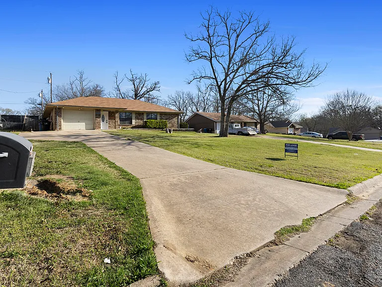 1623 W Parnell St — Photo 10