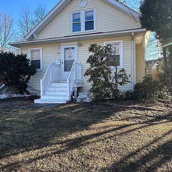 144 Auburn St — Photo 1