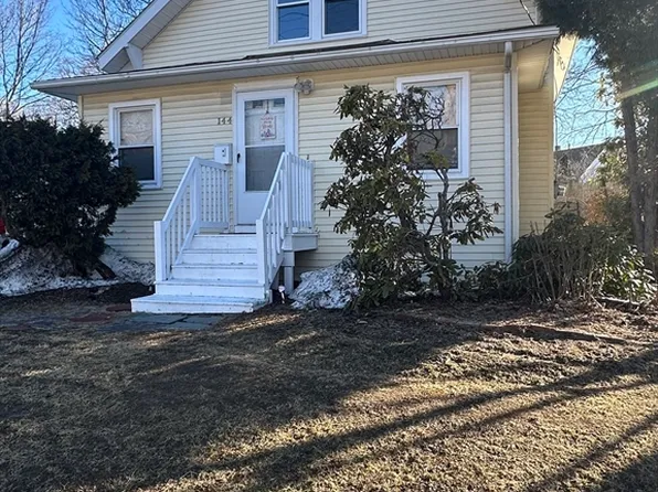 144 Auburn St, Auburn, MA 01501