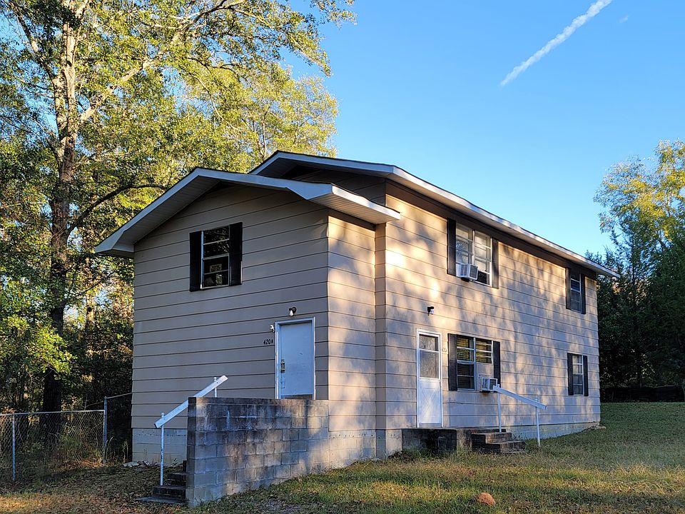 1st image of 420 Crout Rd #B