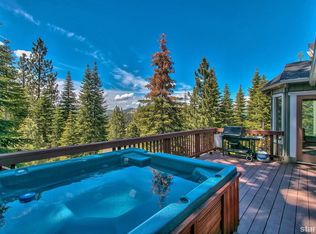 1830 Crystal Air Dr, South Lake Tahoe, CA 96150