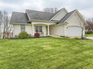 1977 Pheasant Ridge Dr, Warsaw, IN 46580