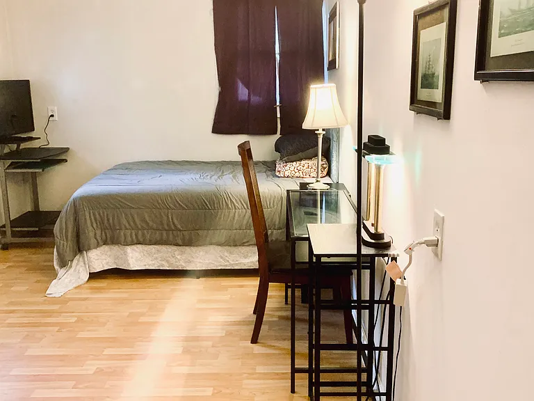 210 Wesley St #1 — Photo 8