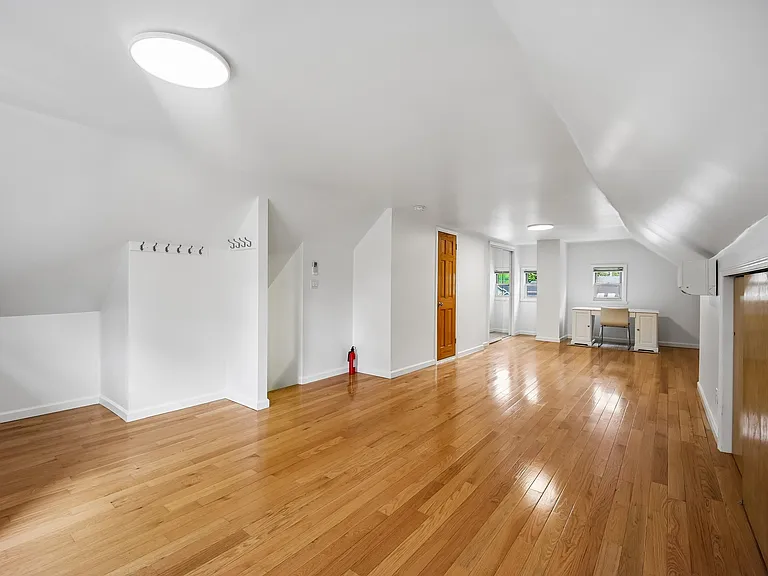 155 Sunset Ln — Photo 30