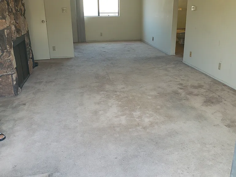 1831 Purdue Ave #205 — Photo 3