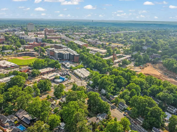 323 Monmouth Ave, Durham, NC 27701