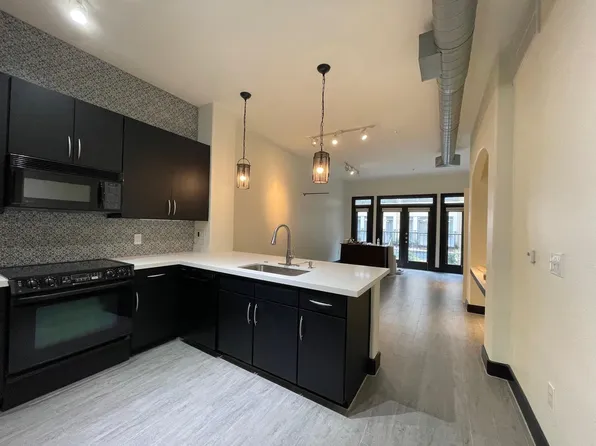1901 Post Oak Blvd APT 1213, Houston, TX 77056