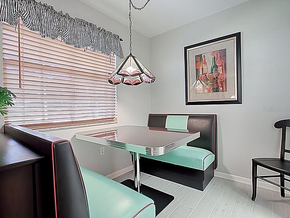 5th image of 200 E 10th Ave APT 3