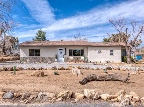 7432 Dumosa Ave #1/2, Yucca Valley, CA 92284