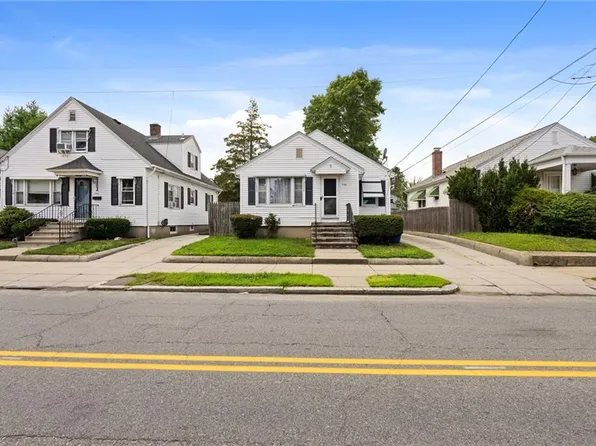 734 River Ave, Providence, RI 02908