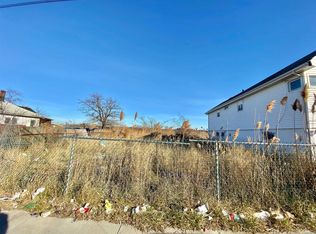 534 Beach 43 St, Far Rockaway, NY 11691