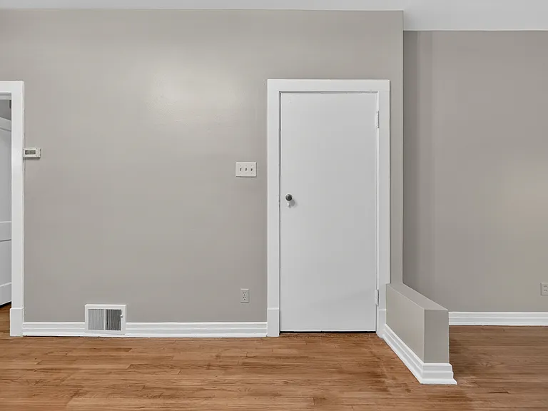 4736 N Kedvale Ave #2 — Photo 5