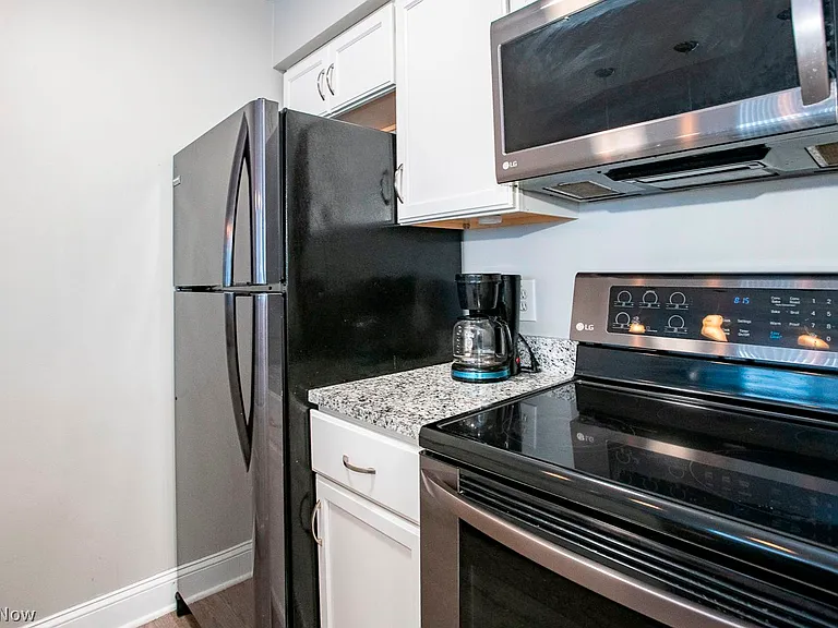 12550 Lake Ave #101 — Photo 8
