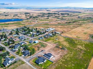 625 E Summit Ave, Reardan, WA 99029