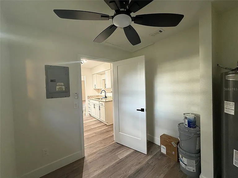 40233 Palm St — Photo 16
