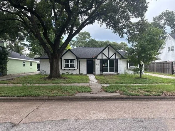 9410 Albury Dr, Houston, TX 77096