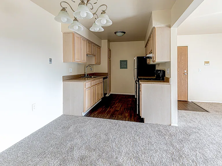 Regency Place Apartments — Photo 52