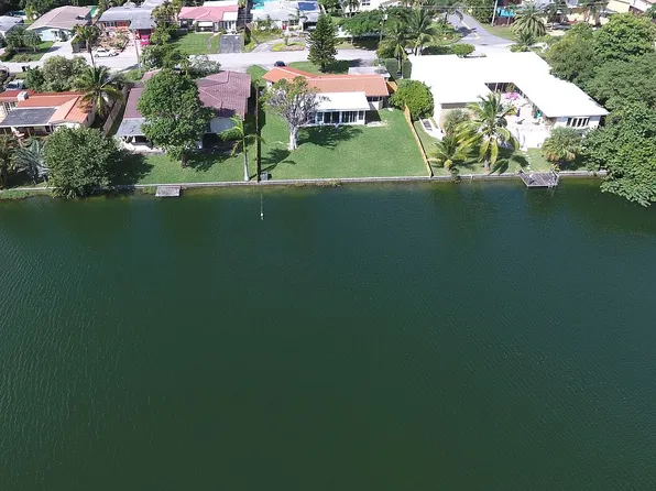 1542 NE 18th Ave, Fort Lauderdale, FL 33304