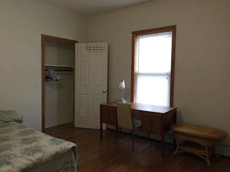 650 Franklin St #2 — Photo 9