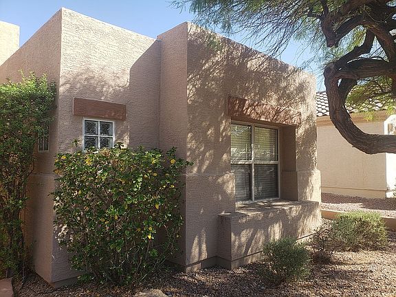 3rd image of 11381 S Santa Fe Ln