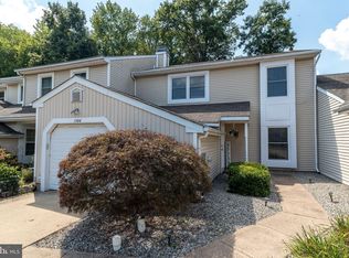 1386 Beechdrop Ct, Yardley, PA 19067