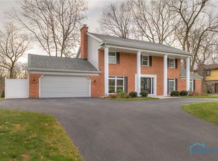 3001 Plumbrook Rd, Maumee, OH 43537